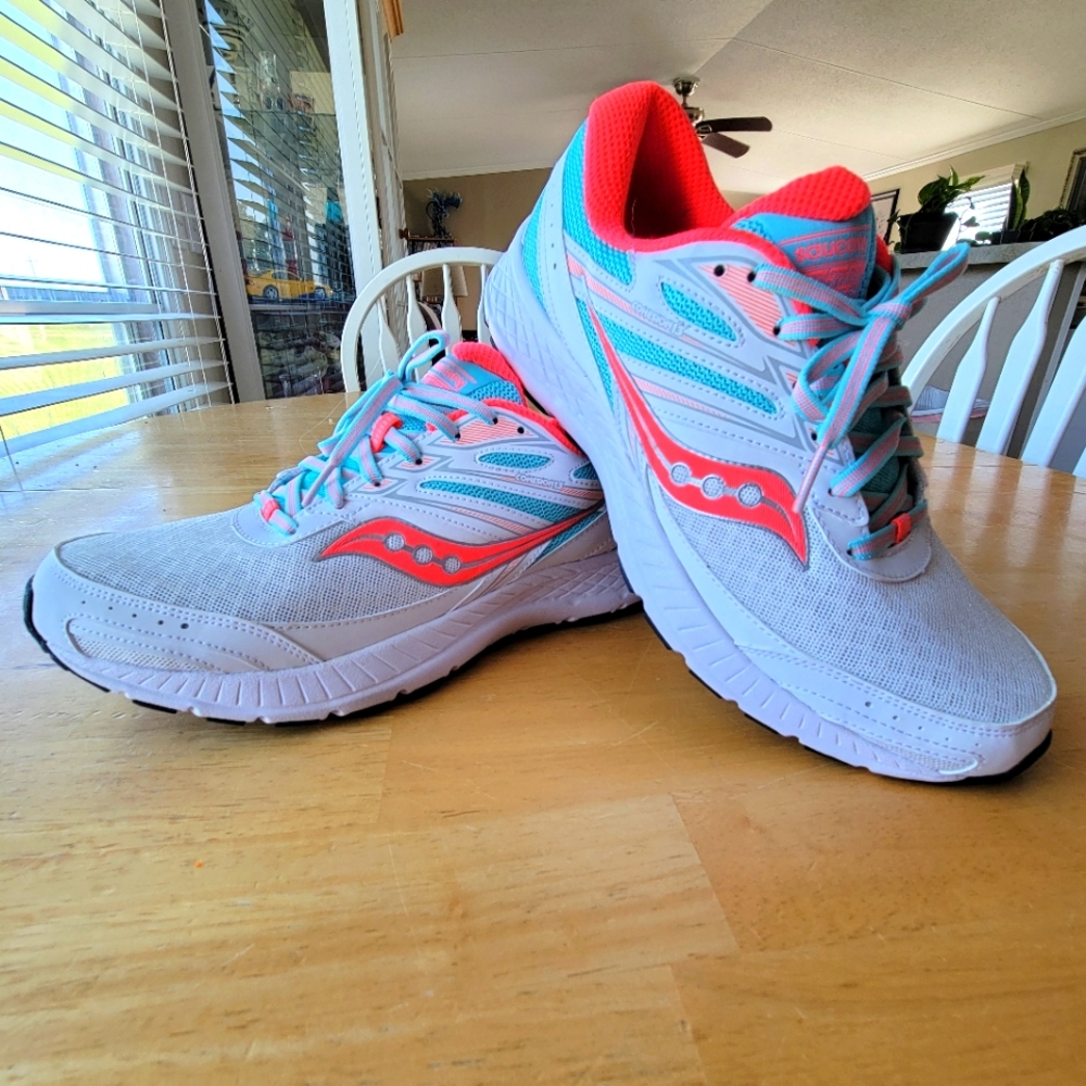 Women's Saucony Cohesion 13 running shoes